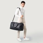 The Darrio Black Leather Duffle Bag - Image 2